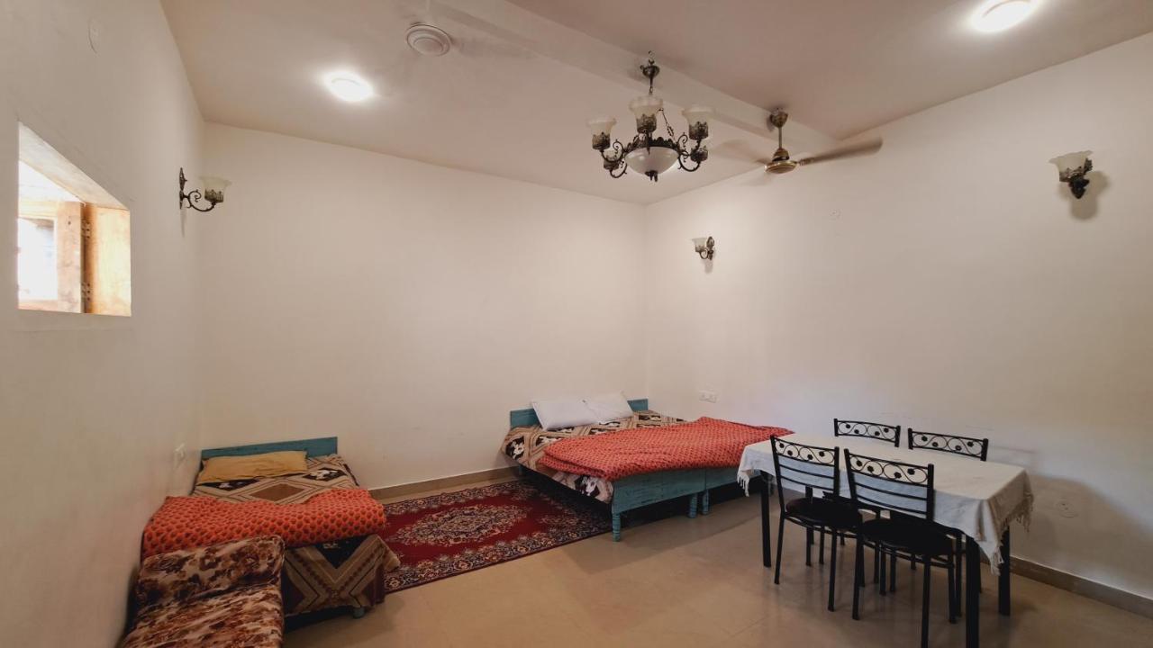 Sufi Khandar Home Stay Ню Делхи Екстериор снимка