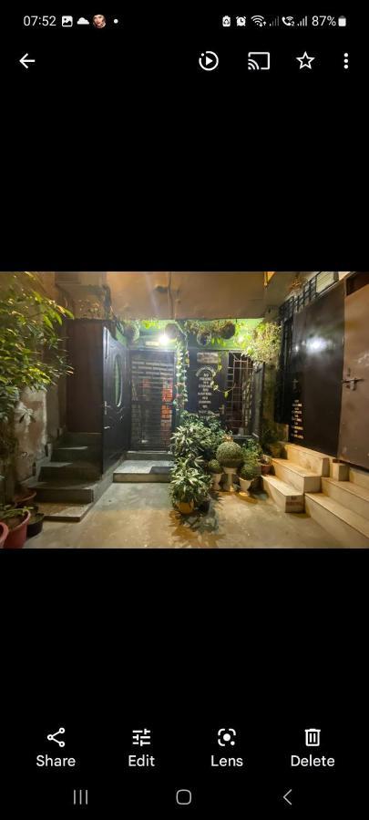 Sufi Khandar Home Stay Ню Делхи Екстериор снимка