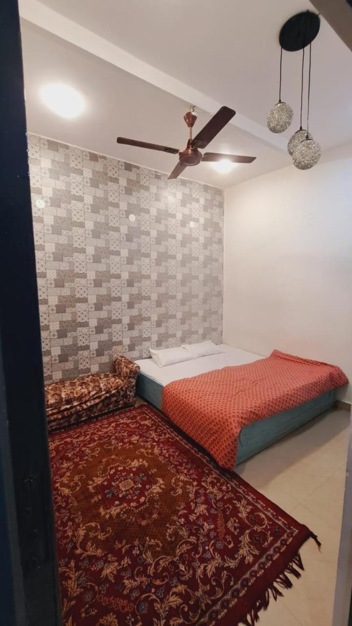 Sufi Khandar Home Stay Ню Делхи Екстериор снимка